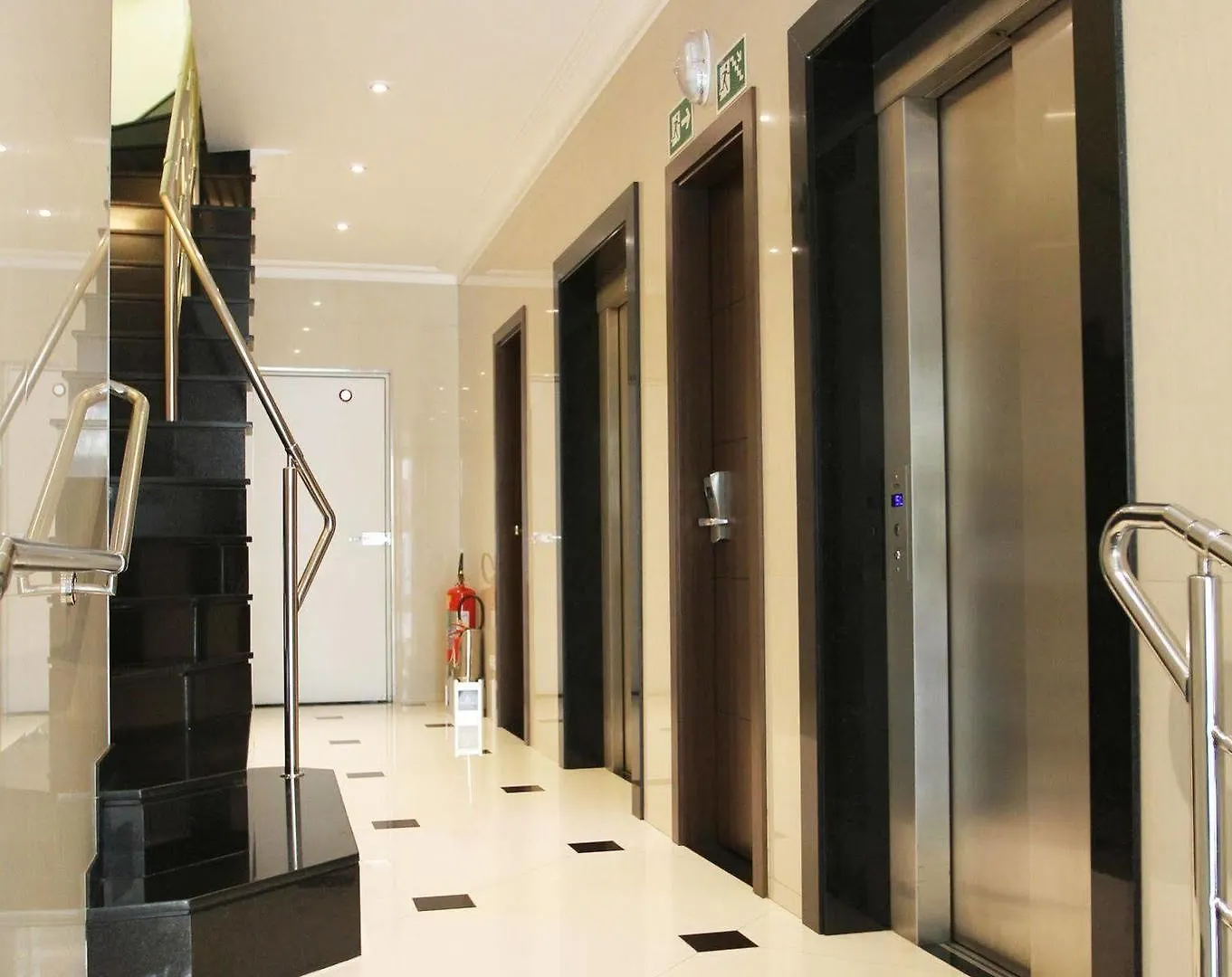 סאו פאולו Hotel Amalia 4*, סאו פאולו